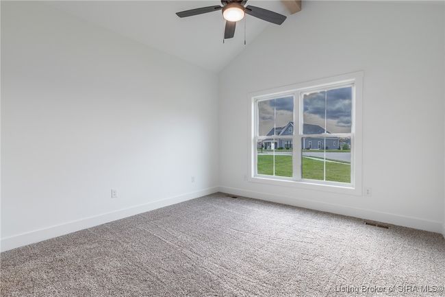 2034 Andres Way, Home with 5 bedrooms, 4 bathrooms and null parking in Floyds Knobs IN | Image 46