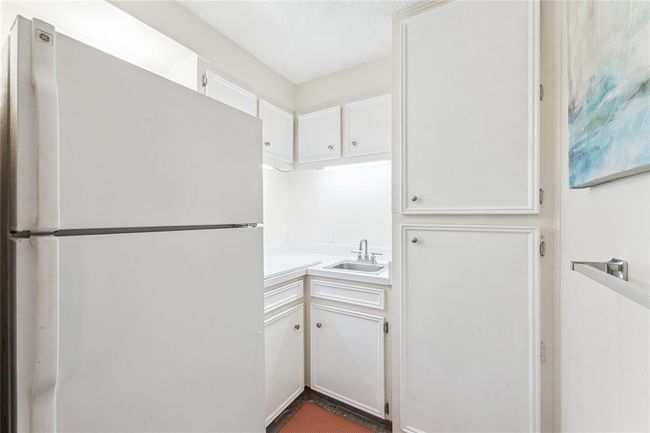 1330 Coral Way, House other with 4 bedrooms, 5 bathrooms and 3 parking in Tiki Island TX | Image 23