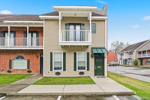 2106 Belle Point Aly, Baton Rouge, LA, 70820-4636 | Card Image