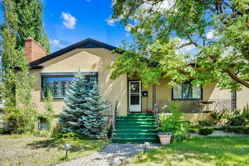 1334 Crescent Road Nw, Calgary, AB, T2M4A9 | Card Image