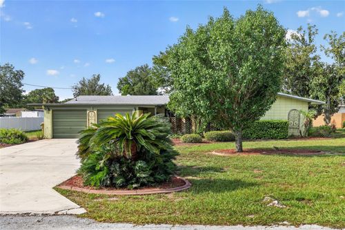5216 Sydney Rd, FRUITLAND PARK, FL, 34731-6144 | Card Image