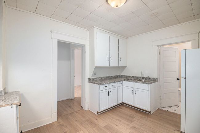 811 Larned St, Home with 0 bedrooms, 0 bathrooms and 4 parking in Lansing MI | Image 8