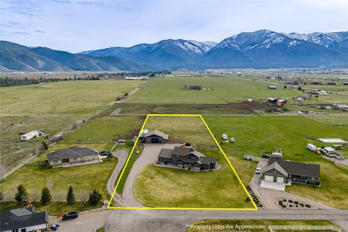 72804 Williams Way, Arlee, MT, 59821-9095 | Card Image