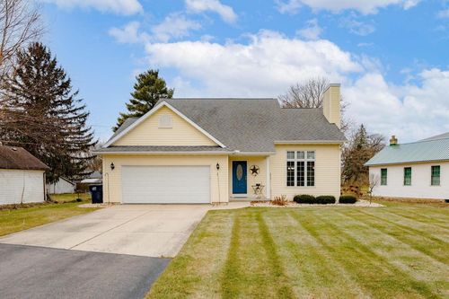 583 Edgerton Road, ALBION, WI, 53534 | Card Image