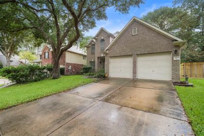 31615 Trails Park Lane, House other with 4 bedrooms, 2 bathrooms and null parking in Conroe TX | Image 3