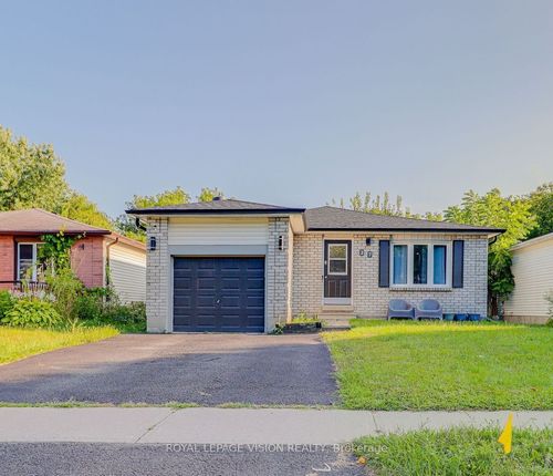 27 Maitland Dr, Barrie, ON, L4M5V9 | Card Image
