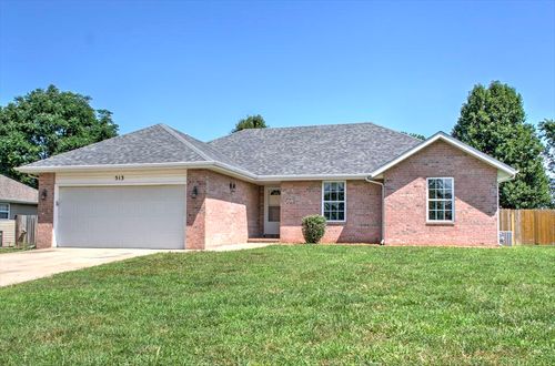 513 Pine St, Willard, MO, 65781-9327 | Card Image