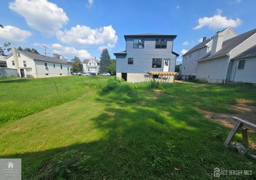 47 Boehmhurst Ave, Sayreville, NJ, 08872-1317 | Card Image