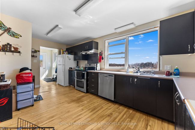 887 Flat Rd, House other with 3 bedrooms, 2 bathrooms and 10 parking in Dacre ON | Image 7