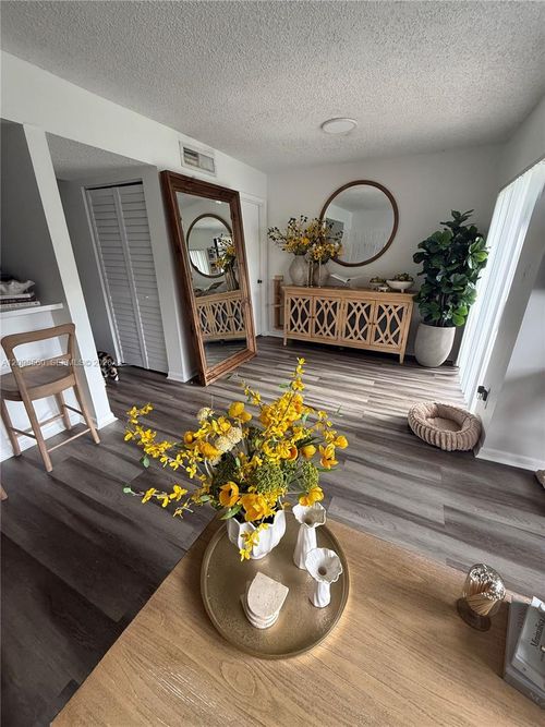 14-10-510 S Park Rd, Hollywood, FL, 33021 | Card Image