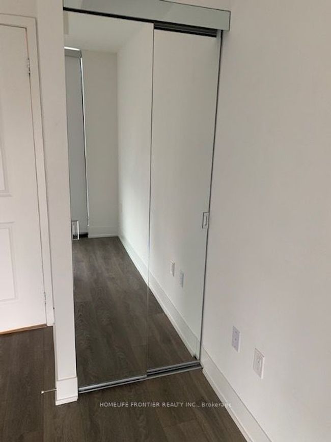 2104 - 2916 Highway 7 Road, Condo with 2 bedrooms, 2 bathrooms and null parking in Vaughan ON | Image 7
