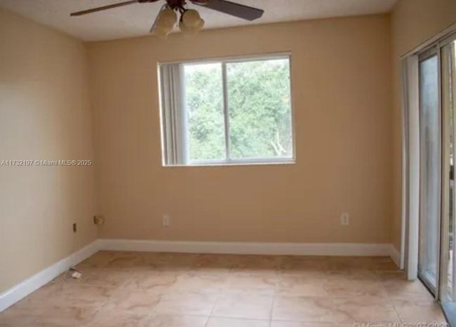APT-316 - 2640 S University Dr, Condo with 3 bedrooms, 2 bathrooms and null parking in Davie FL | Image 9