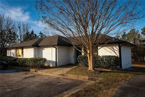 706 Collins Hill Rd, lawrenceville, GA, 30046-4463 | Card Image