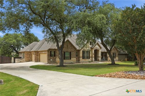 563 Solms Frst, New Braunfels, TX, 78132-3424 | Card Image