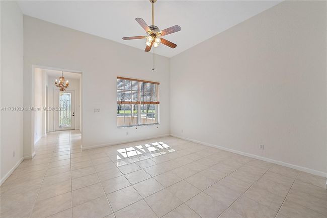 137 Via Santa Cruz, House other with 3 bedrooms, 3 bathrooms and null parking in Jupiter FL | Image 4