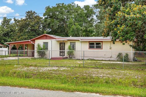 131 Dunn Ave, SAN MATEO, FL, 32187-2116 | Card Image