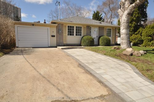 2-14 Dukinfield Cres, North York, ON, M3A2S1 | Card Image
