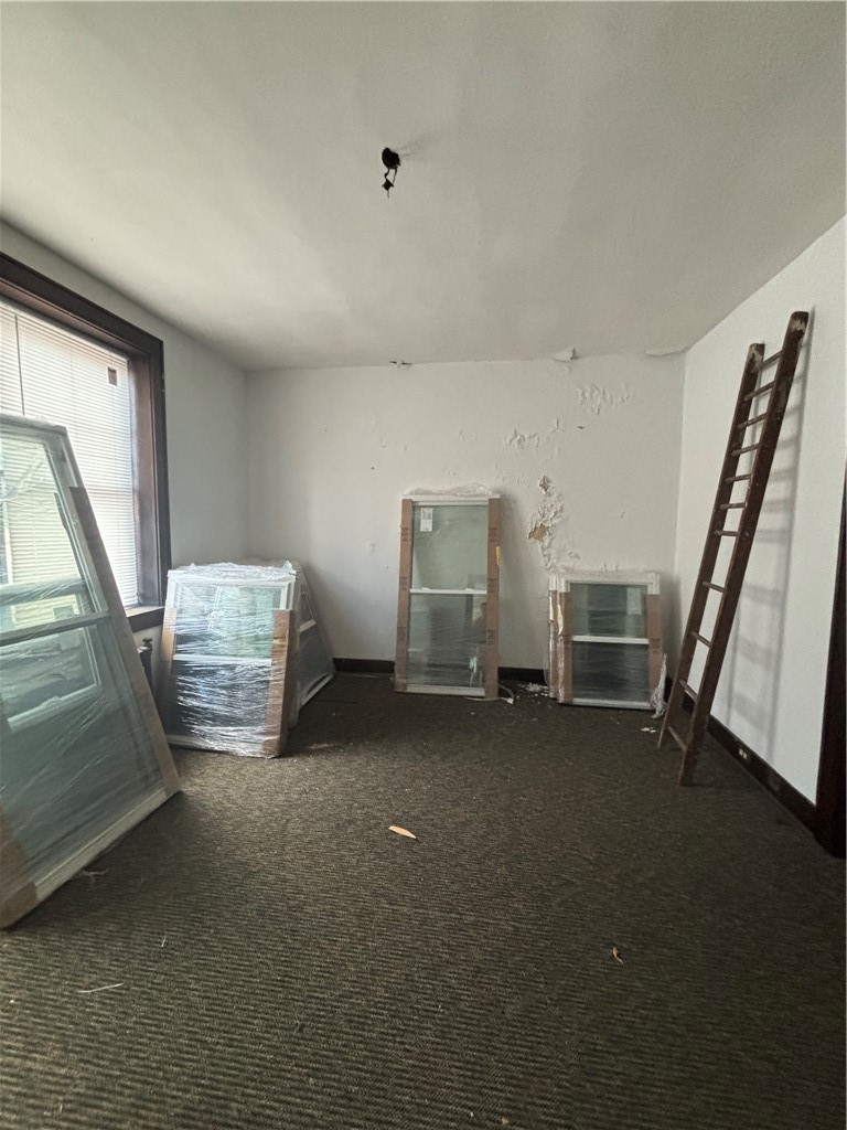 Commercial Sale in Charleroi Boro 4