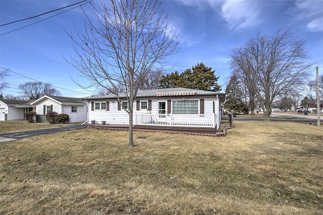 342 E Cox St, House other with 3 bedrooms, 2 bathrooms and null parking in Forsyth IL | Image 21