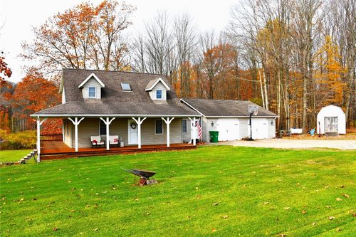 12656 Swailes Rd, Waterford, PA, 16441-9010 | Card Image