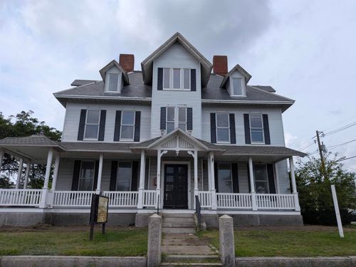 5-257 Main Street, Nashua, NH, 03060 | Card Image