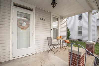 807 Sennett Street, House other with 3 bedrooms, 2 bathrooms and null parking in Miamisburg OH | Image 3