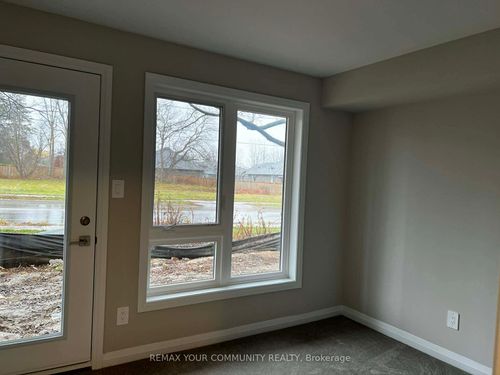 56-720 Grey St, Brantford, ON, N3S0K2 | Card Image