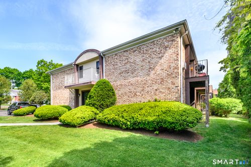 apt-11-445 Hope St, Stamford, CT, 06906-1332 | Card Image