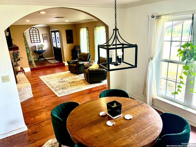 175 Columbus St, House other with 3 bedrooms, 3 bathrooms and null parking in Mcdade TX | Image 6