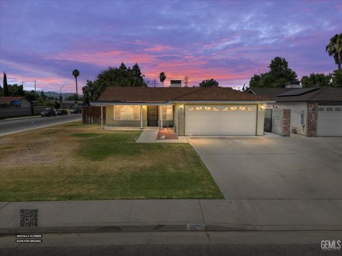 5613 Anise Ct, Bakersfield, CA, 93309-6241 | Card Image