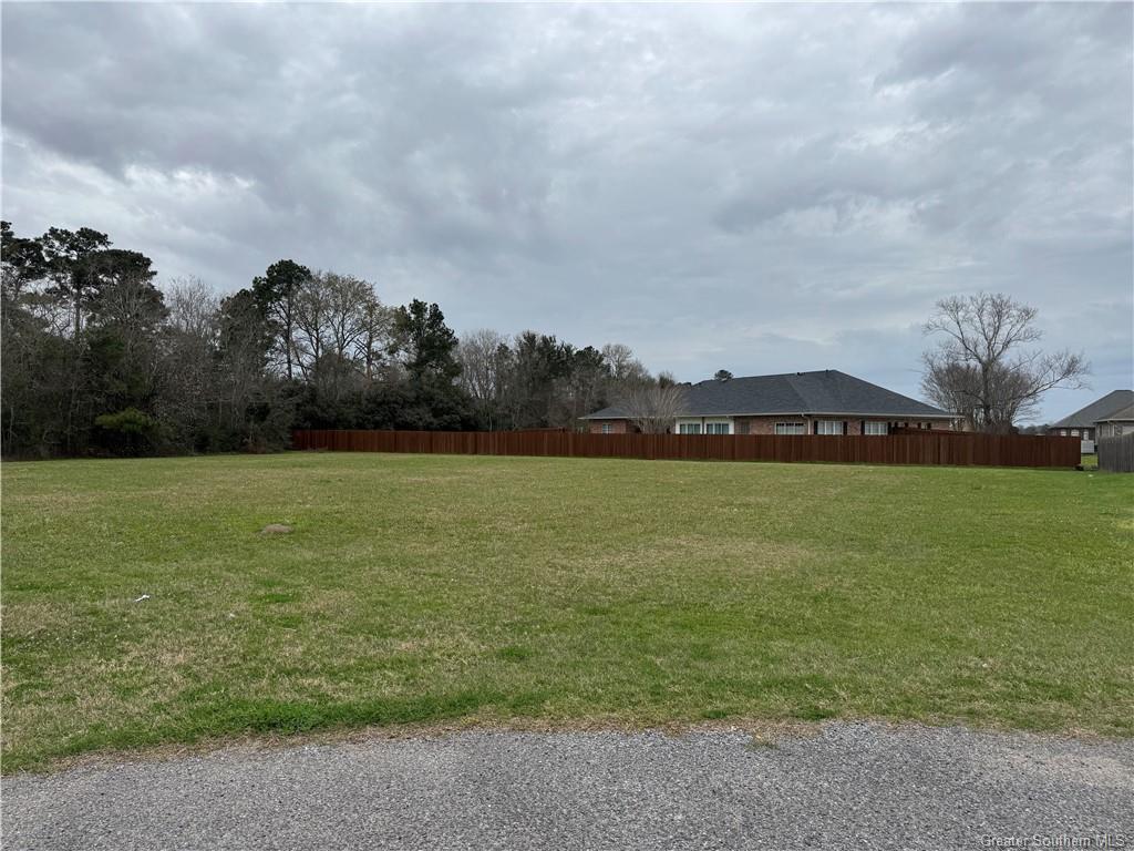 Land in Jennings