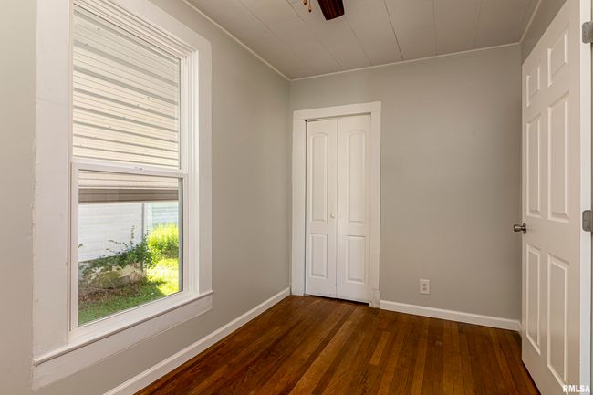 807 E Park St, House other with 3 bedrooms, 1 bathrooms and null parking in Du Quoin IL | Image 11