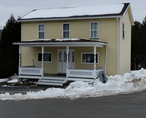 205 1st St, East Brady, PA, 16028-1413 | Card Image