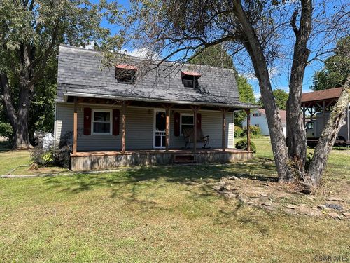 629 Gas Center Rd, Seward, PA, 15954-9472 | Card Image