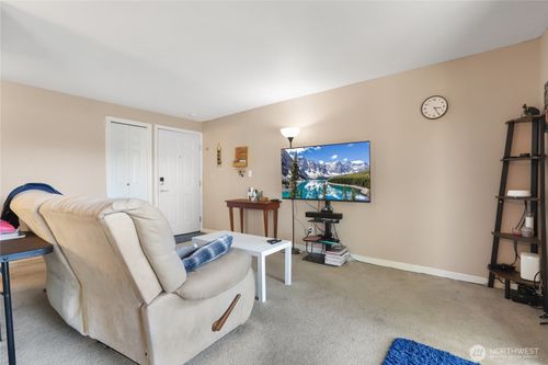 apt-c102-690 Nw Atalanta Way, Oak Harbor, WA, 98277-2027 | Card Image