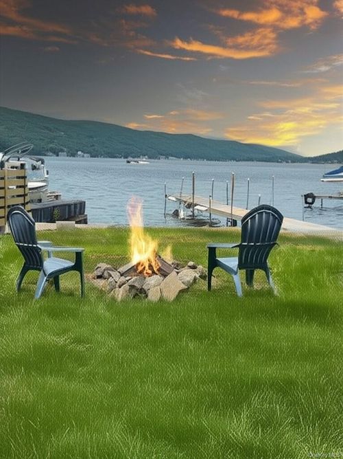 7 W Cove Rd, Greenwood Lake, NY, 10925-4311 | Card Image