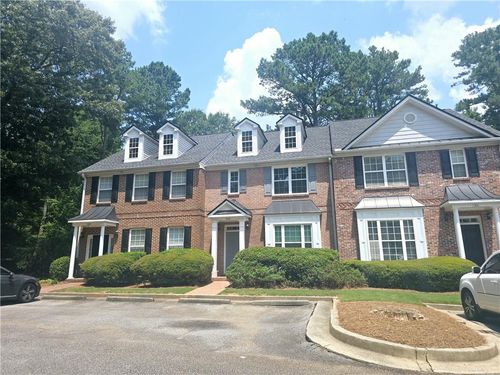 1318 Guilderoy Ct, Austell, GA, 30106-8526 | Card Image