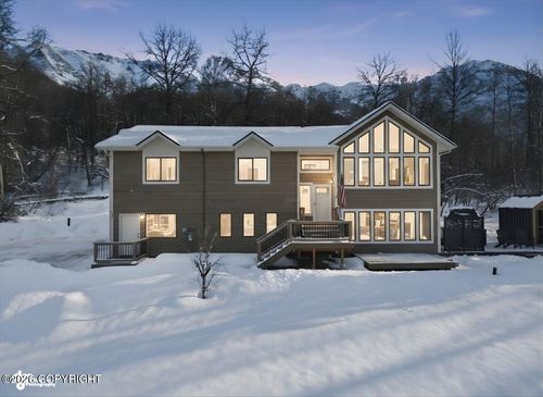 3355 Bear Ridge Cir, Eagle River, AK, 99577-9772 | Card Image