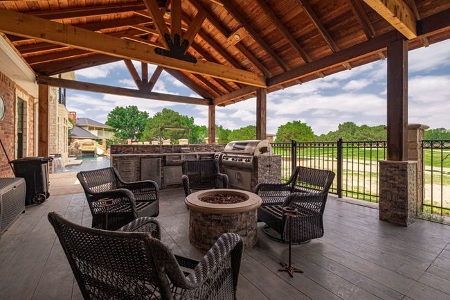 Outdoor Kitchen | Image 80