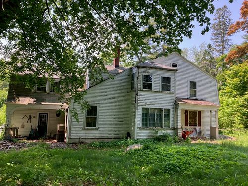 19 Common St, Petersham, MA, 01366 | Card Image