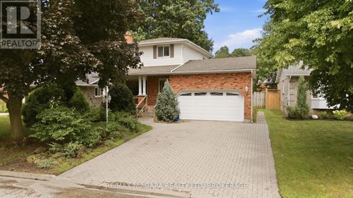 7435 Petrullo Crt, Niagara Falls, ON, L2H2K4 | Card Image
