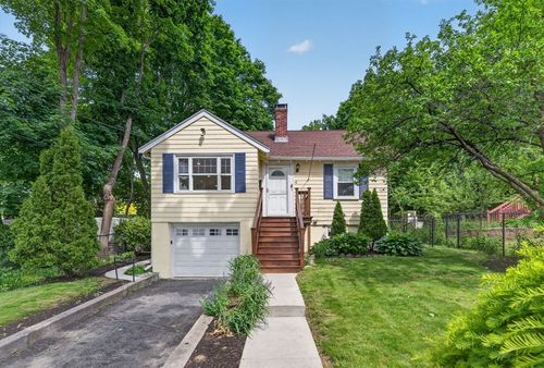 4 Irving St, Stoneham, MA, 02180-2809 | Card Image