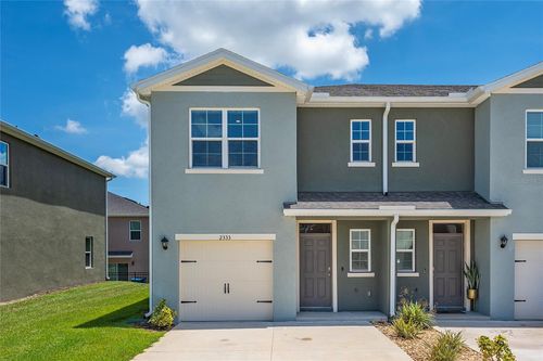 2333 Penguin Blvd, DAVENPORT, FL, 33837-8125 | Card Image