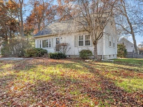 61 Morton Ave, New Bedford, MA, 02745-3507 | Card Image