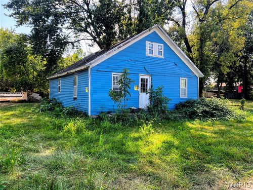 2001 Irwin St, Hannibal, MO, 63401-4548 | Card Image