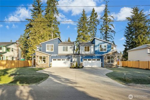 b-121 120th St Se, Everett, WA, 98208-4934 | Card Image
