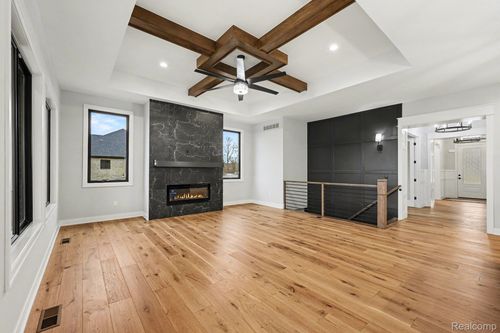 57382 Meadowridge Drive, Washington Township, MI, 48094 | Card Image