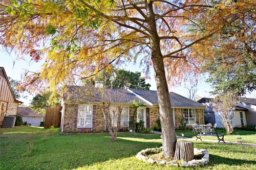 2025 High Bluff Dr, Garland, TX, 75041-2062 | Card Image