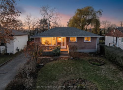 {{alt}} | Card Image