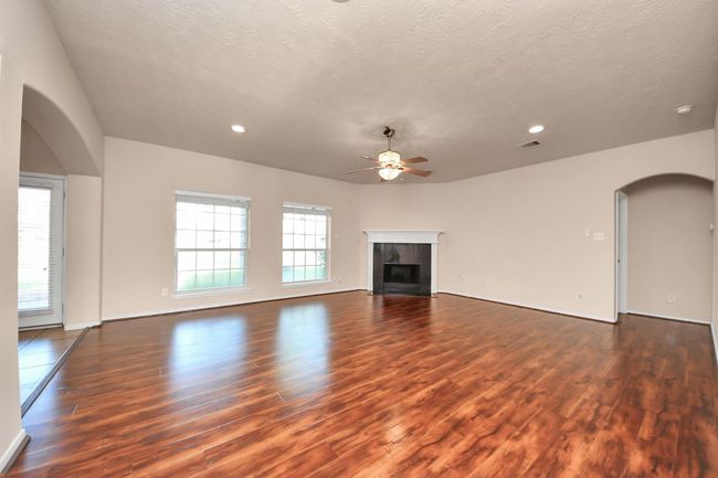 14311 Lakepointe Bend Ln, House other with 6 bedrooms, 4 bathrooms and 2 parking in Cypress TX | Image 24